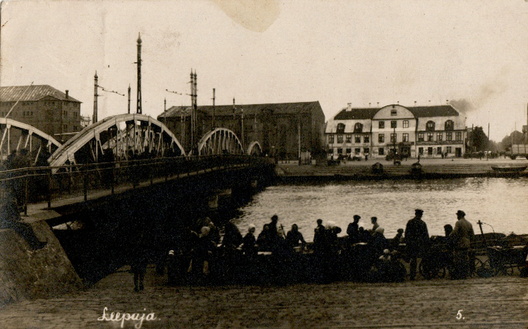lot picture