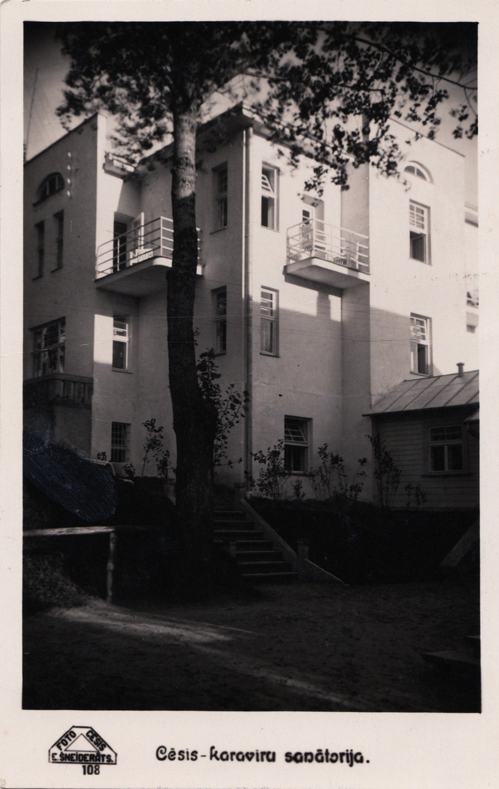 lot picture